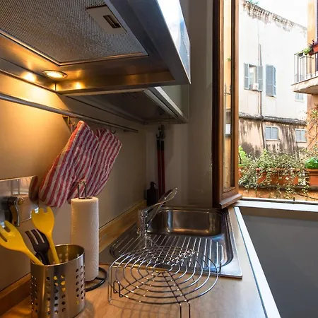 4 Fontane 156 Luxury Apartment Rom